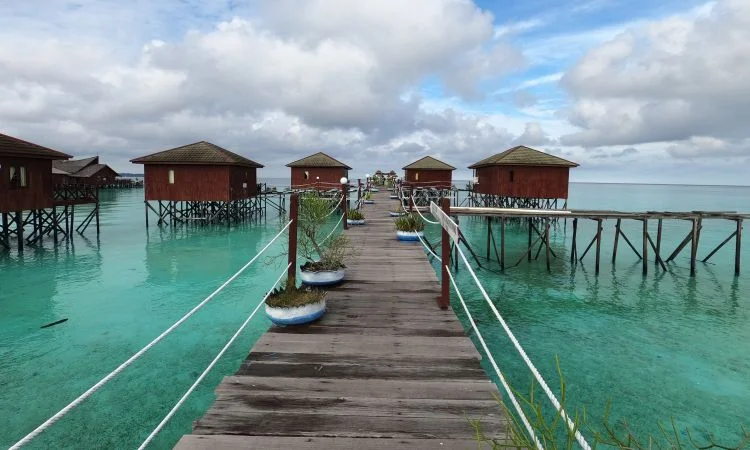 Penginapa Sekitar Pulau Maratua