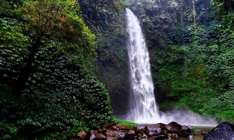 Air Terjun Nungnung