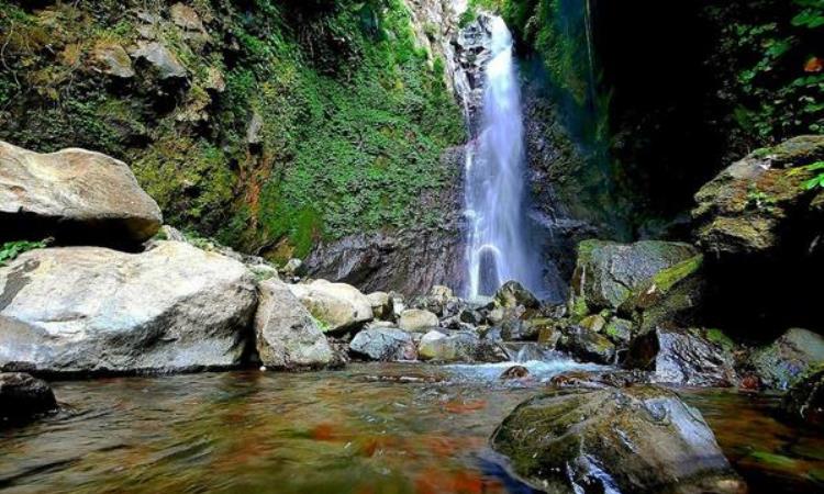 Air Terjun Yeh Mampeh