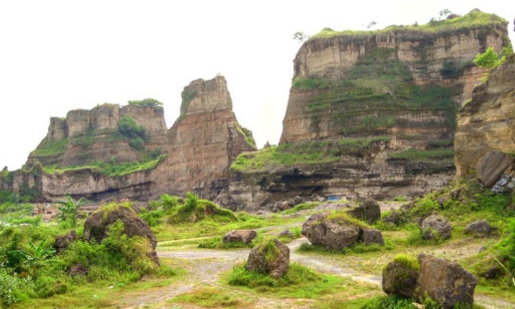 Alamat Brown Canyon