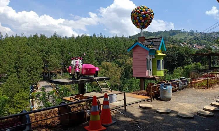 Alamat Dago Dream Park