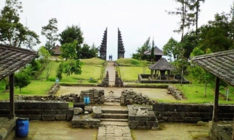 Daya Tarik Candi Cetho