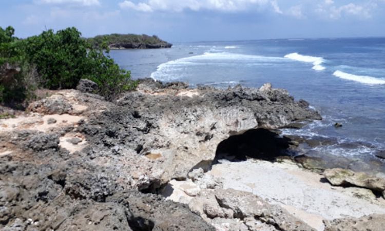 Daya Tarik Pantai Nusa Dua