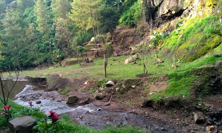 Fasilitas Coban Rais