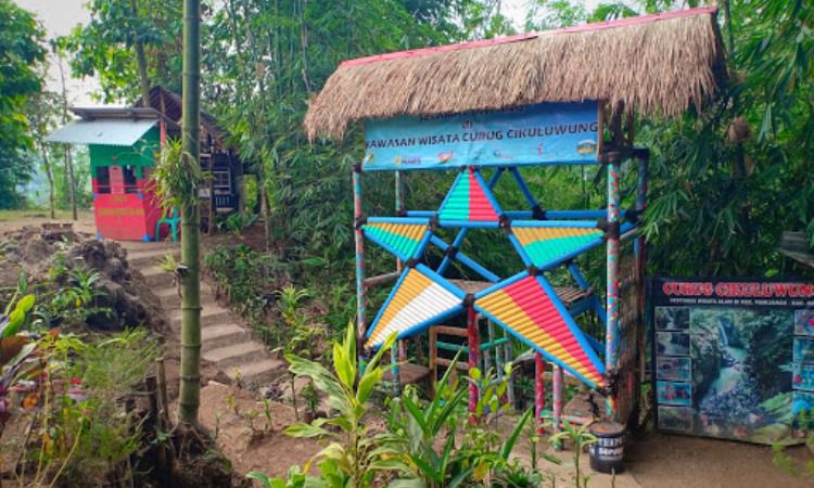 Harga Tiket Curug Cikuluwung