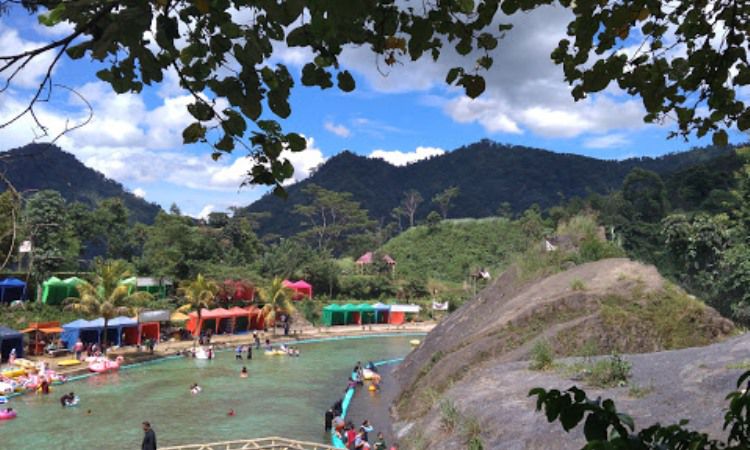 Kegiatan Menarik di Curug Bidadari
