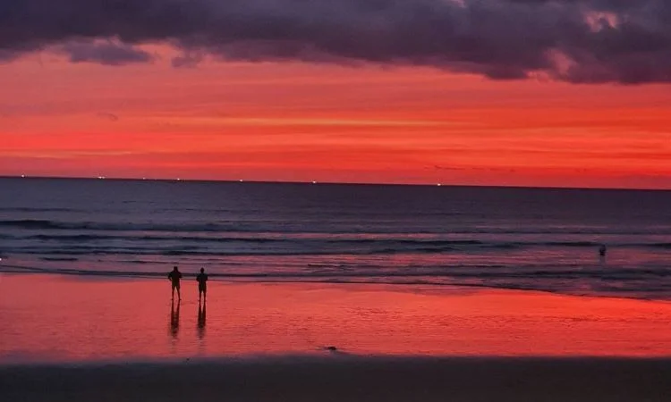 Kegiatan di Pantai Seminyak