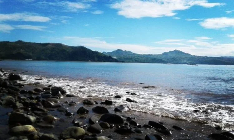 Pantai Klatak