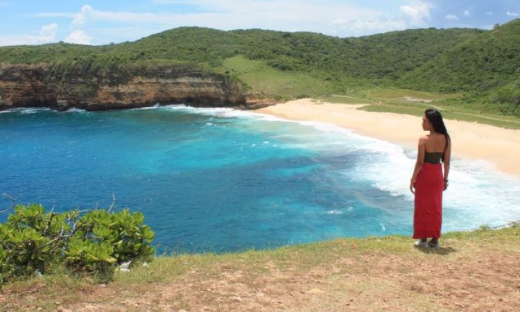 Aktivitas di Pantai Tangsi