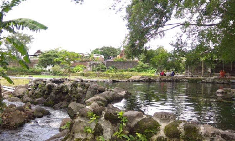 Alamat Umbul Manten