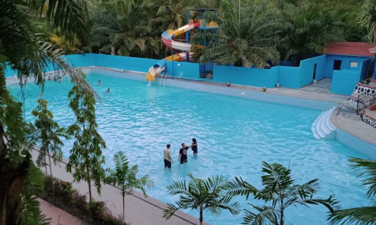 Daya Tarik Bukit Jati Gentungan