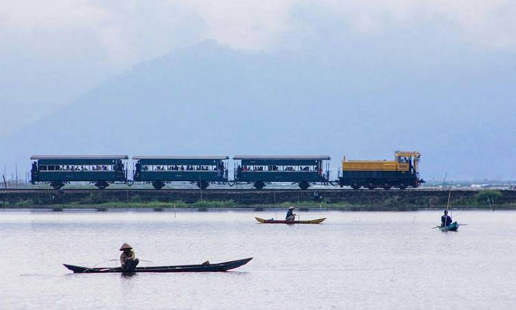 Daya Tarik Rawa Pening Semarang