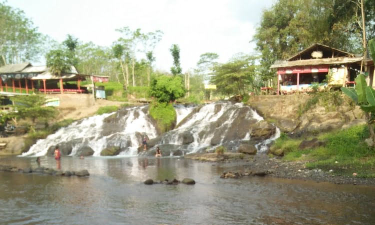 Daya Tarik Sumber Maron