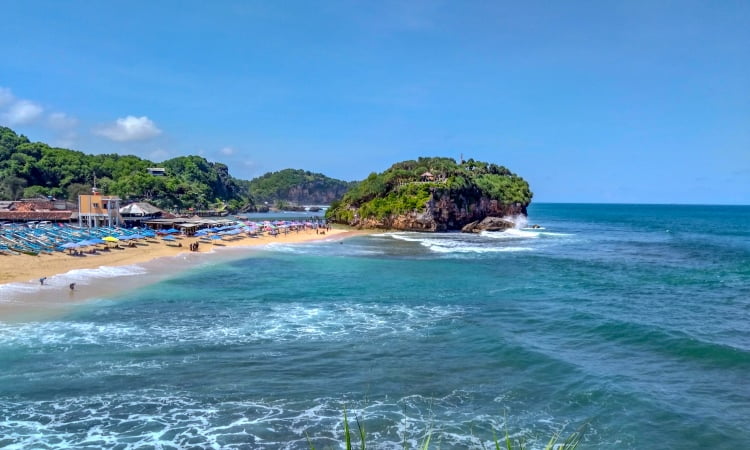 Harga Tiket Pantai Drini