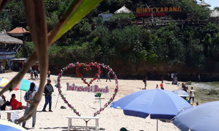 Harga Tiket Pantai Indrayanti