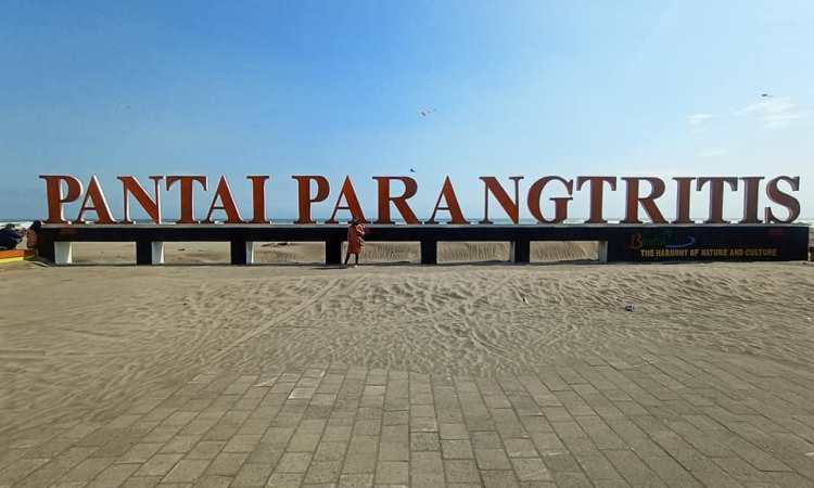 Harga Tiket Pantai Parangtritis