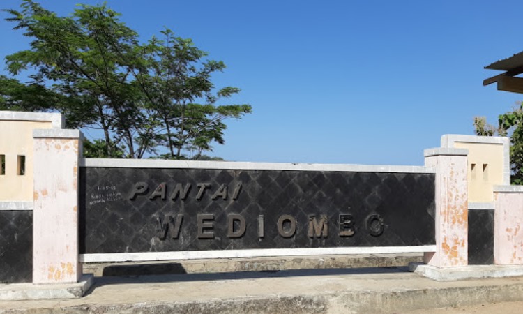 Harga Tiket Pantai Wediombo