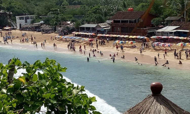 Kegiatan di Pantai Indrayanti