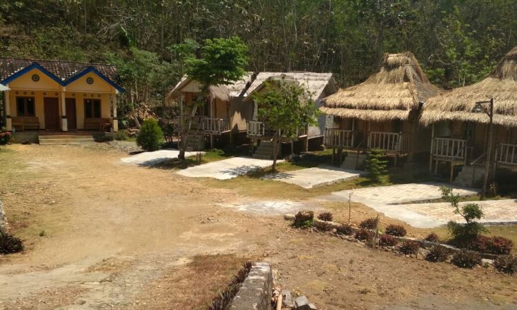 Penginapan Pantai Pok Tunggal