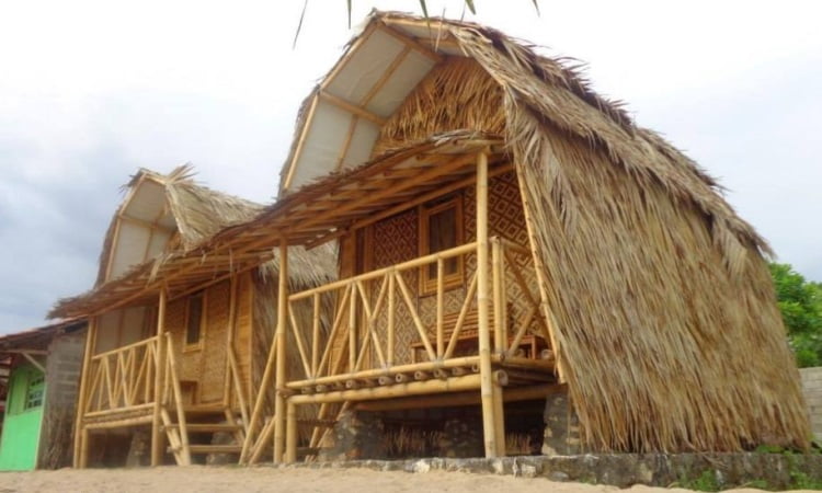 Rumah Bambu Sadranan