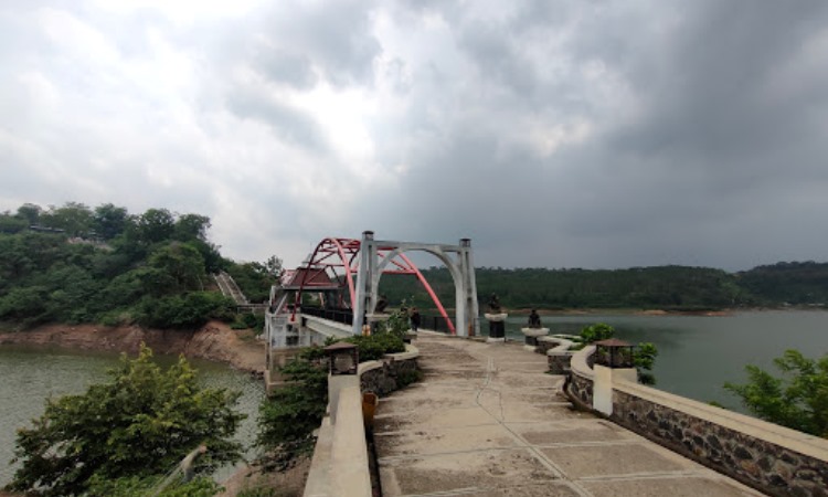 Alamat Wisata Waduk Jatibarang