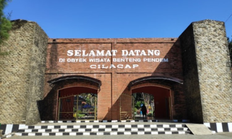 Harga Tiket Benteng Pendem Cilacap