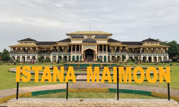 Harga Tiket Istana Maimun