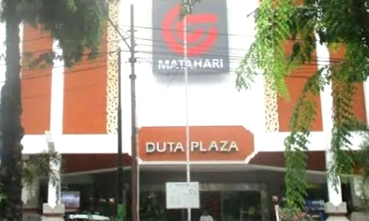 Matahari Duta Plaza