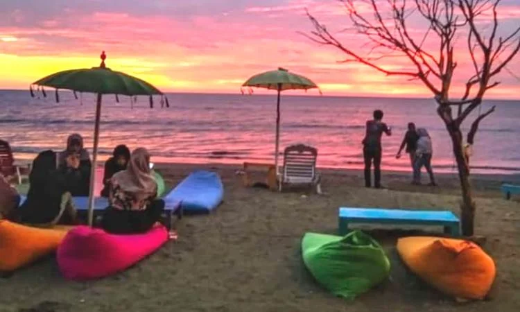 Pantai Cinta