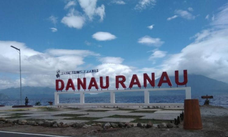 Danau Ranau, Intip Keindahan Danau Eksotis di OKU Selatan Danau Ranau, Intip Keindahan Danau Eksotis di OKU Selatan