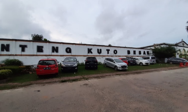 Fasilitas di Benteng Kuto Besak