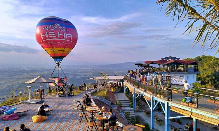 Aktivitas HeHa Sky View