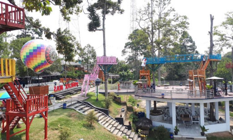 Daya Tarik Puncak Mas