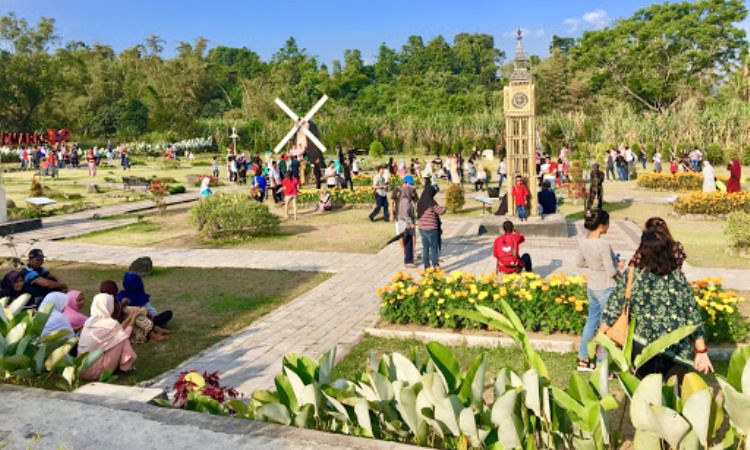 Kegiatan Dilakukan di Merapi Park