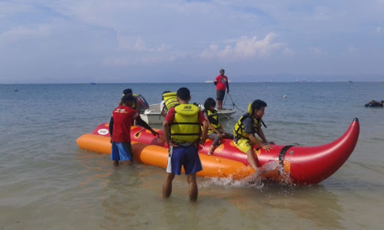 Kegiatan Dilakukan di Pantai Mutun