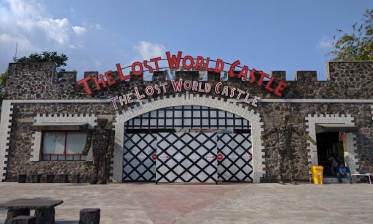 Lokasi The Lost World Castle