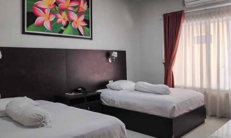 Penginapan Dekat Pantai Minang Rua
