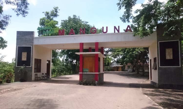 Tiket Kebun Buah Mangunan