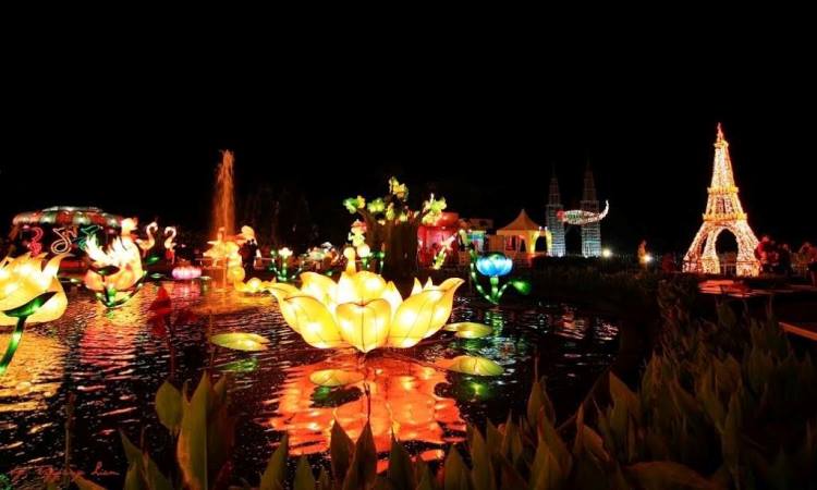 Alamat Batu Night Spectacular