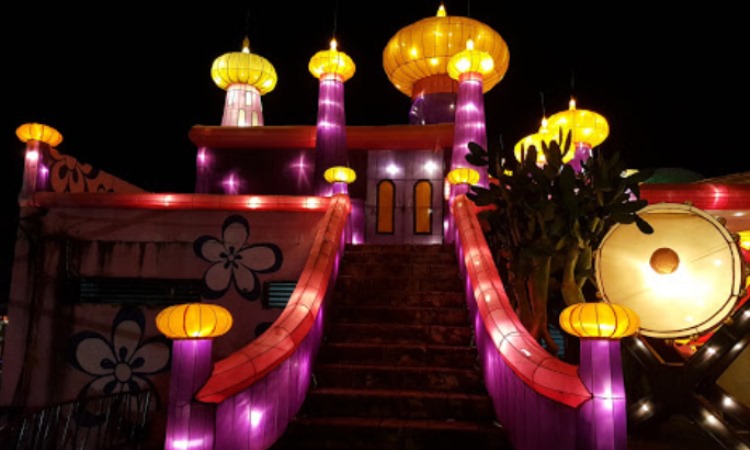 Daya Tarik Batu Night Spectacular