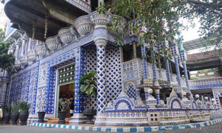 Fakta Masjid Tiban