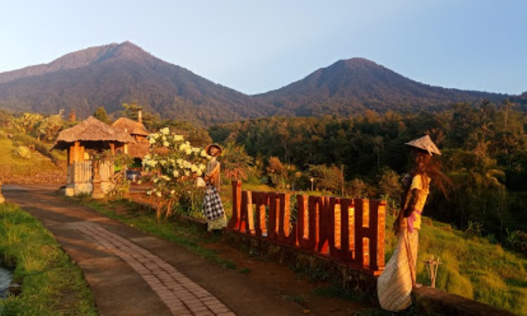 Alamat Desa Jatiluwih
