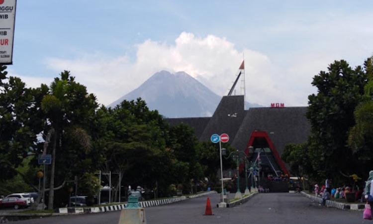 Alamat Museum Gunung Merapi