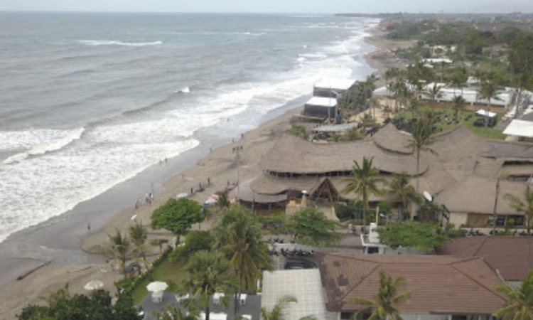 Alamat Pantai Berawa