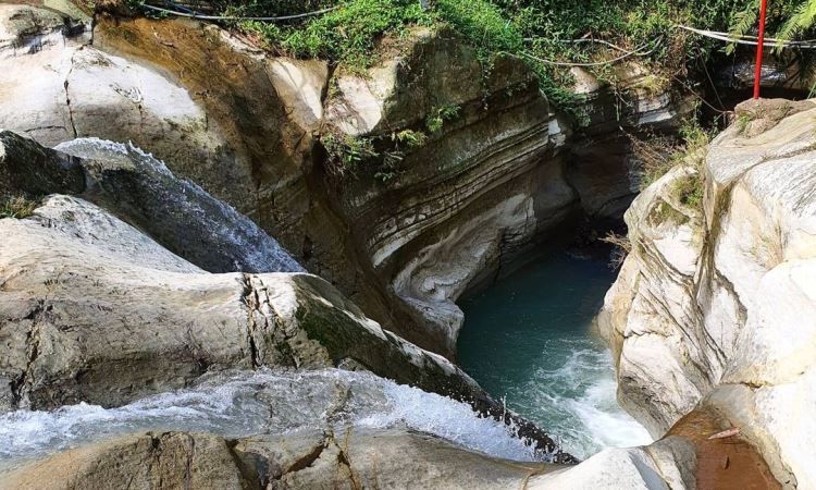 Daya Tarik Dimiliki Curug Love
