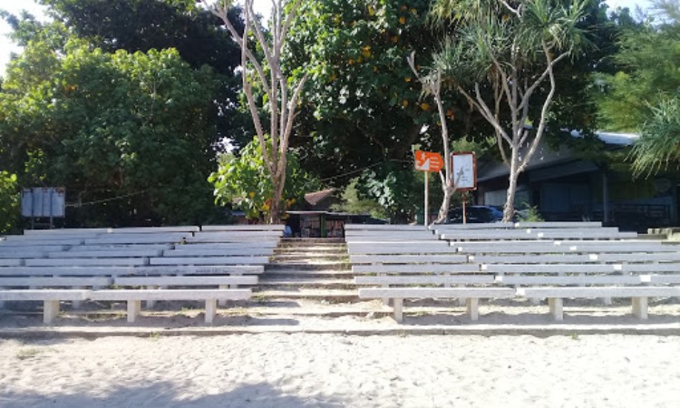 Fasilitas Pantai Jungwok