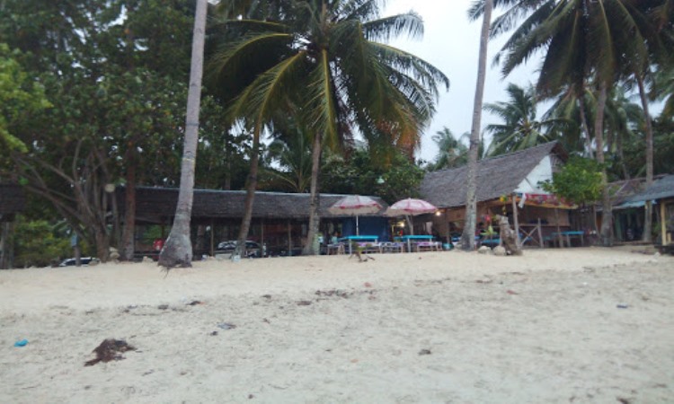 Fasilitas di Pantai Nongsa