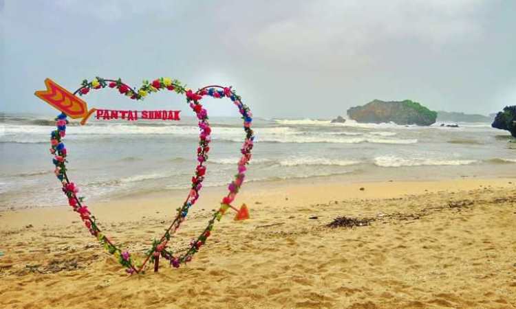 Harga Tiket Pantai Sundak Gunung