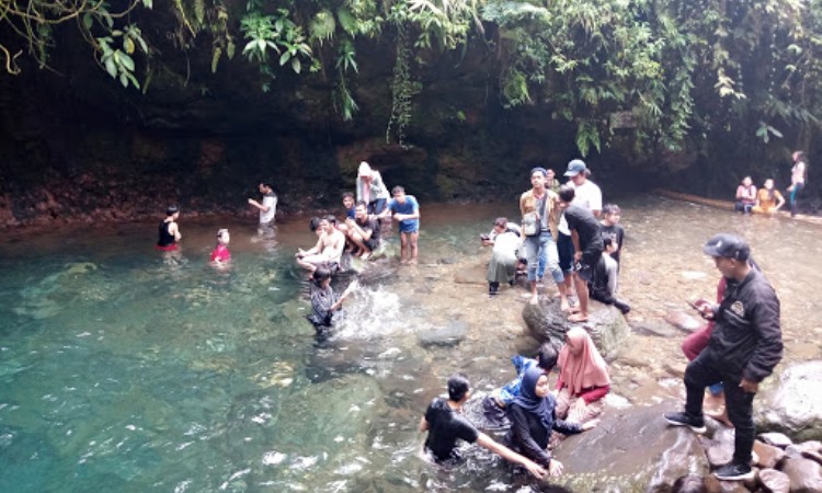 Kegiatan Menarik di Curug Pangeran