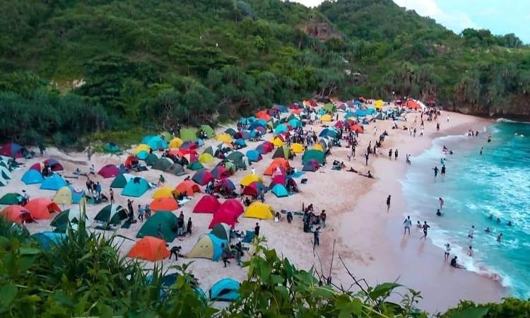 Kegiatan Menarik di Pantai Sedahan